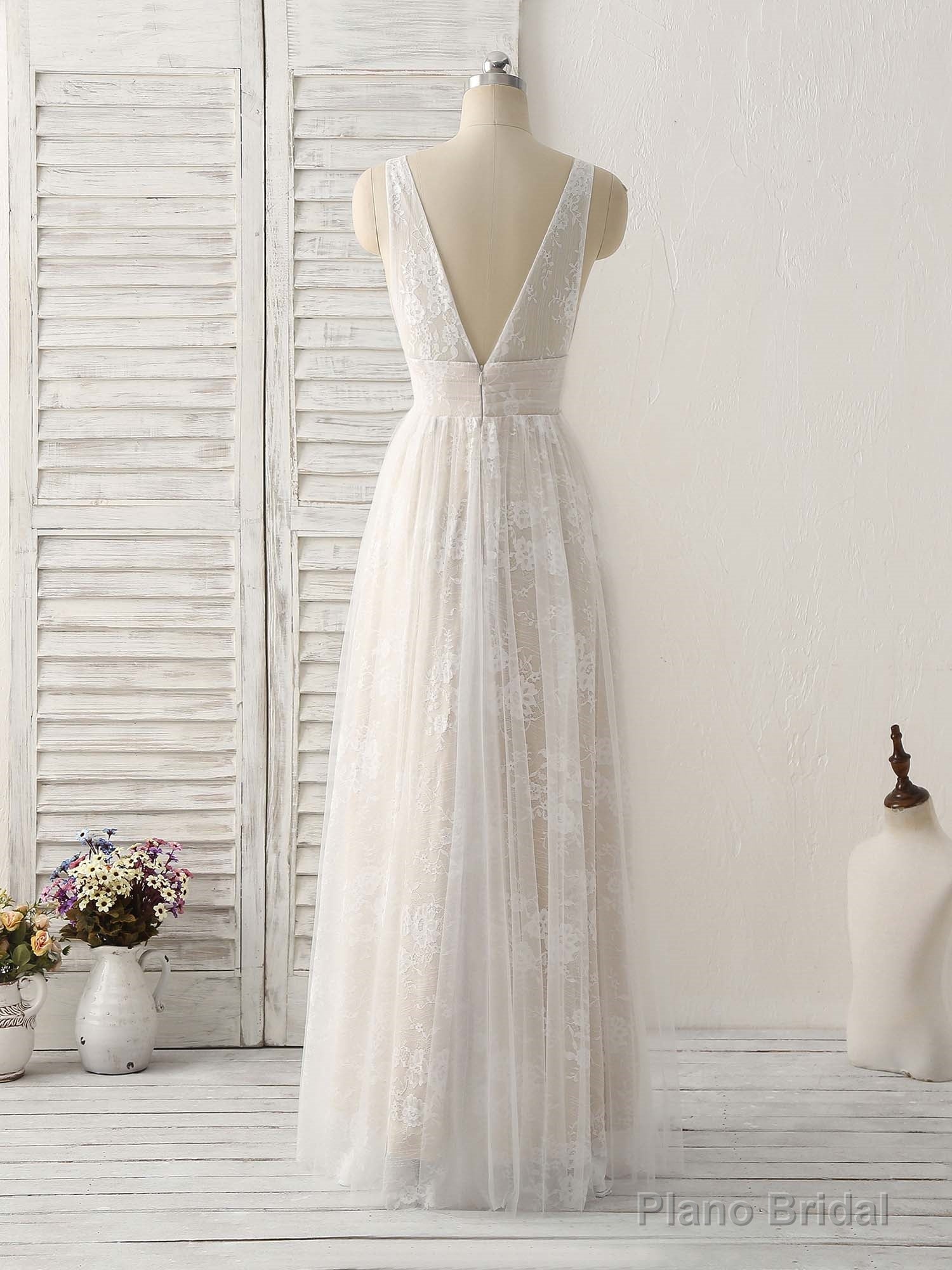 White V Neck Lace Long Prom Dress Backless Lace Evening Dress