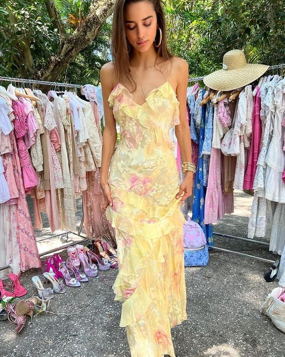 Yellow Fashion Elegant Layered Tulle Long Ball Gown Backless Mermaid Slim Fit Evening Gown Party Dress Main image