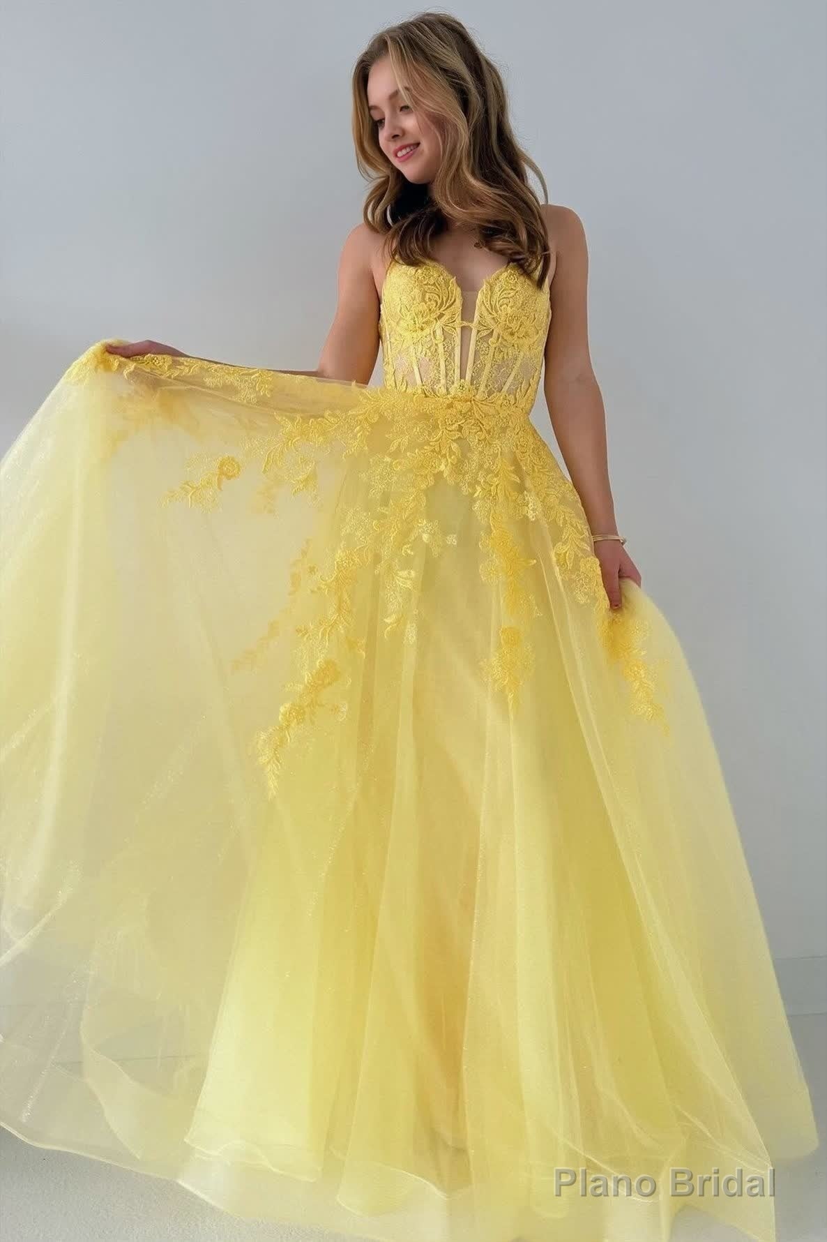 Yellow Tulle Appliques Lace-Up A-Line Long Prom Dress Secondary image