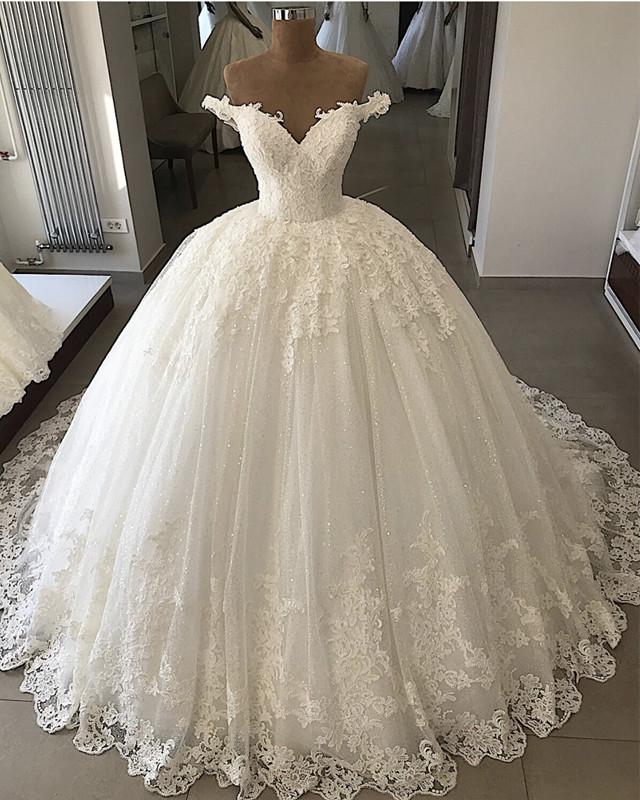 Luxury Sweetheart Off Shoulder Long Lace Ball Dresses