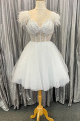 White Sweetheart Feathers Appliques Tulle Homecoming Dress