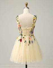 Pretty A-Line Tulle Homecoming Dress With Embroidery Flowers