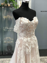 A-Line/Princess Off-the-Shoulder Court Train Tulle Wedding Dresses With Appliques Lace