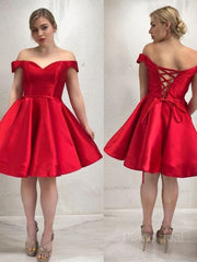 A-line/Princess Off-the Shoulder Short/Mini Satin Homecoming Abites with Fraffles