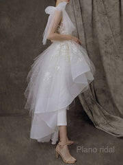 A-LINE/Princesa Vestidos de boda asimétricos de tul de un solo hombro con encaje de apliques
