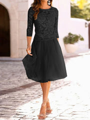 A-Line/Princess Scoop Knee-Length Tulle Mother of the Bride Dresses With Lace Applique
