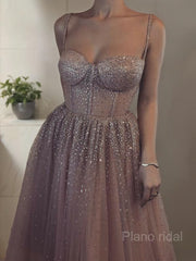 A-Line/Princess Spaghetti Straps Floor-Length Tulle Prom Dresses With Beading
