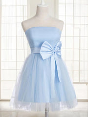A-Line/Princess Strapless Short/Mini Tulle Homecoming Dresses With Bow