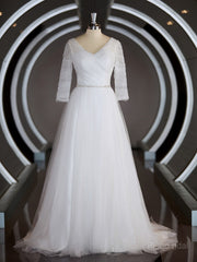 A-Line/Princess Sweetheart Sweep Train Tulle Wedding Dresses with Ruffles