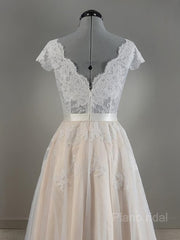 A-Line/Princess V-neck Floor-Length Lace Wedding Dresses With Appliques Lace
