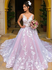 Ball Gown V-neck Chapel Train Lace Wedding Dresses With Appliques Lace