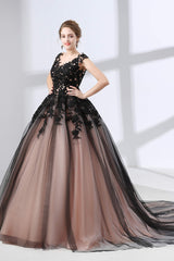Black Sweetheart Applique Lace See Through Prom Dresses