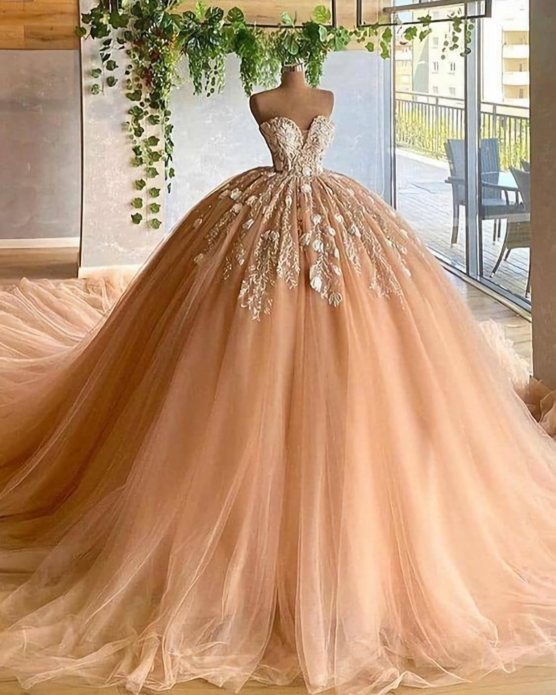Applique Tulle Pleated Sweetheart Champagne Ball Gown Evening Dress