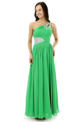 Chiffon verde de um ombro com pregas de cristal vestidos de dama de honra