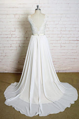 Latest Long A-line V-neck Lace Chiffon Wedding Dress