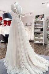 Long A-line Tulle V Neck Open Back Appliques Lace Wedding Dress
