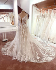 Long A-line V-neck Sleeveless Floral Lace Tulle Boho Wedding Dresses