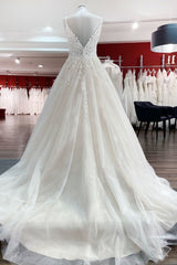 Long A-line V-neck Spaghetti Straps Tulle Lace Backless Wedding Dress