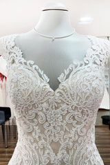 Long Mermaid Lace Sweetheart Open Back Wedding Dress with Appliques Lace