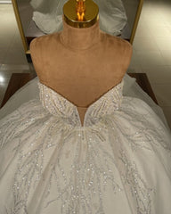 Luxury Long Ball Gown Sweetheart Glitter Wedding Dress