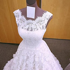 Vintage Cap Sleeves Open Back Lace 2024 White Wedding Dresses