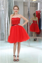 Red Sequined Tulle Strapless Homecoming Dresses