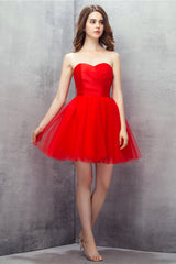 Red Sweetheart Tulle Short Mini Homecoming Dresses