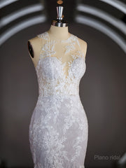 Bainha/coluna Scoop Court Train Lace Vestres de noiva com apliques renda
