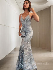 Sheath/Column V-neck Sweep Train Prom Dresses With Appliques Lace