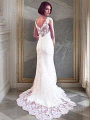 Sheath/Column V-neck Court Train Tulle Wedding Dresses