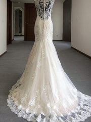 Trumpet/Mermaid V-neck Sweep Train Tulle Wedding Dresses With Appliques Lace