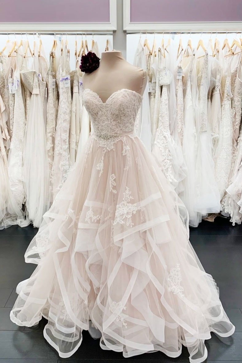Unique Long A Line Sweetheart Neck Lace Multi-layer Wedding Dress