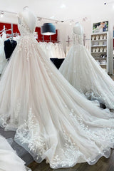 Vintage Long A-line Jewel Tulle Ruffles Wedding Dress with Lace Appliques