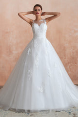 White Ball Gown Tulle Lace Appliques Sweetheart Sequins Wedding Dresses