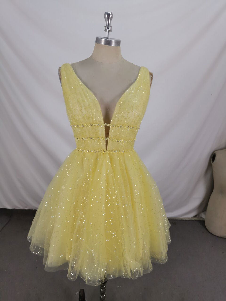 Yellow V Neck Tulle Sequin Short Prom Dress, Yellow Tulle Homecoming Dress